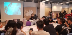 Students are having Fashion drawing class